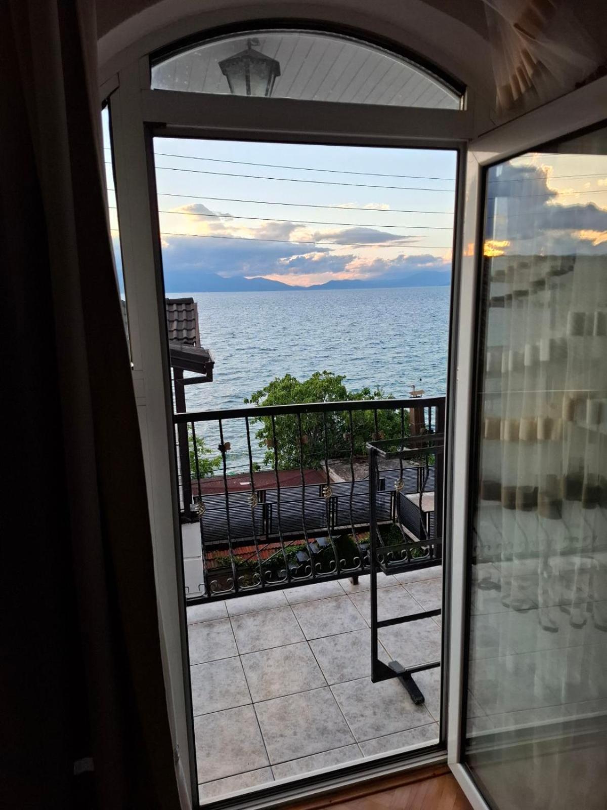 Villa Gjorgi Ohrid Buitenkant foto